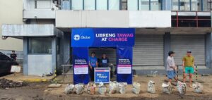 Libreng Tawag, Libreng Charge booth in Naga, Camarines Sur